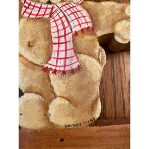Vintage Wooden Teddy Bear Wall Hook Rack With Hand-Painted Bears & Scarves - 3 P - Picture 8 of 8